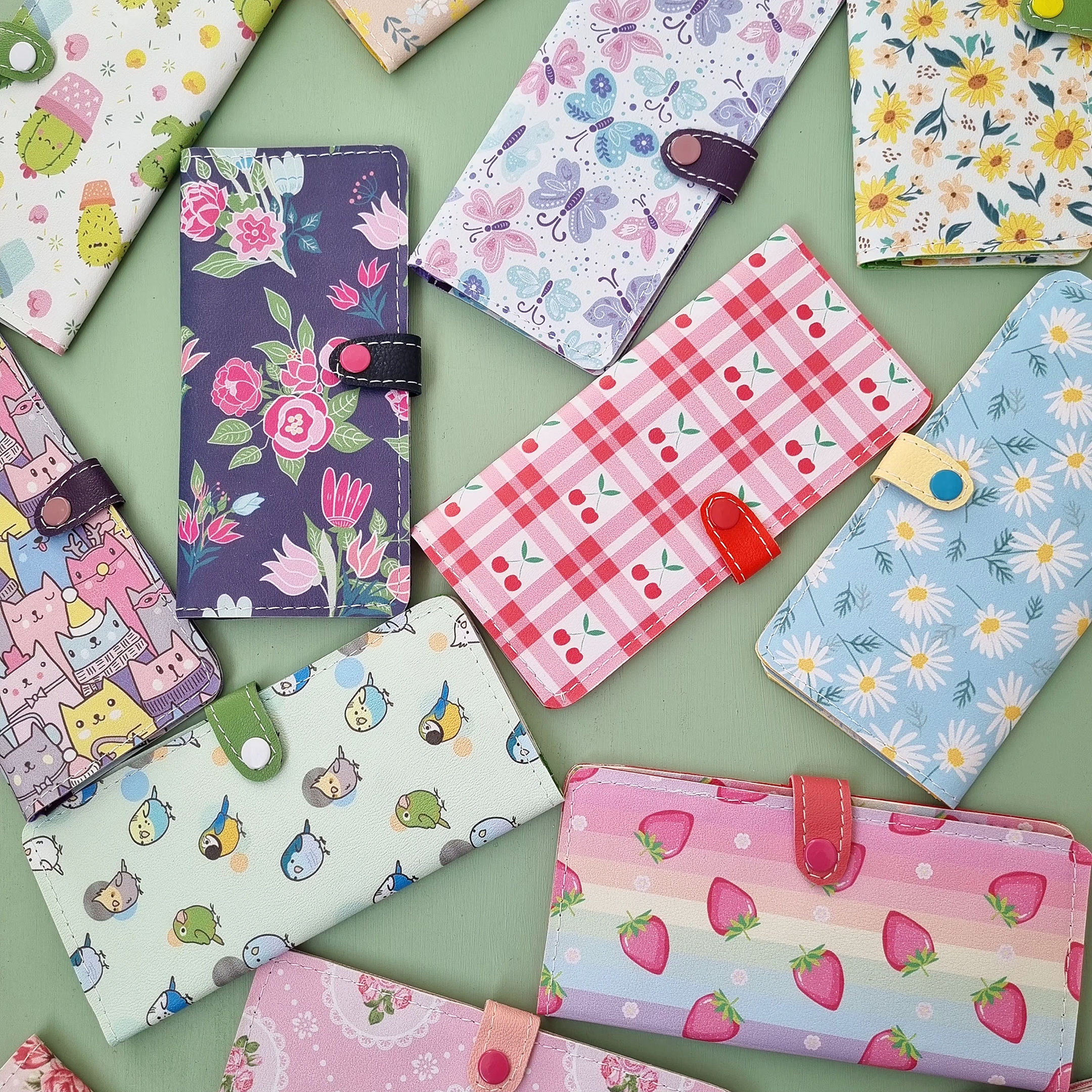 Polish_20260221_143633569 کیف پول بزرگ چرم مصنوعی - Image 1